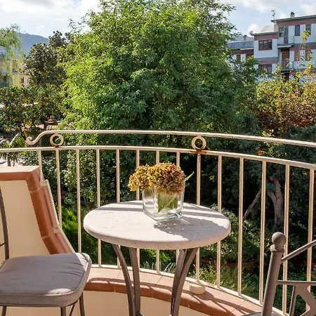 Antiche Mura Relais Konukevi