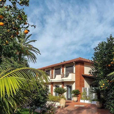 Antiche Mura Relais Гостевой дом 4*